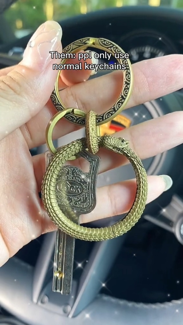 COPPERTIST.WU Ouroboros Snap Brass Keychain Keyring Spring Clip